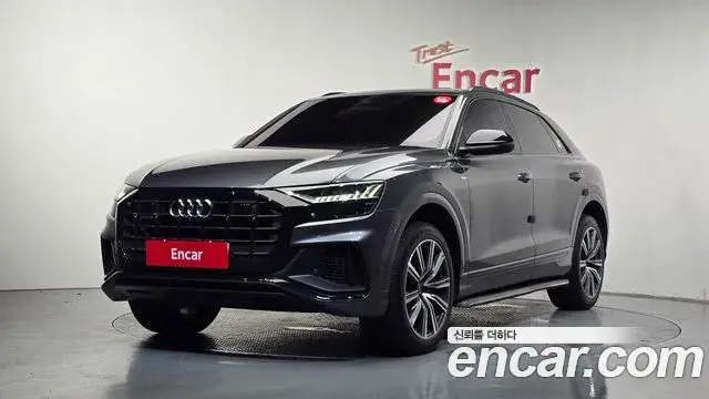 Audi Q8 55 TFSI Quattro Premium 2021
