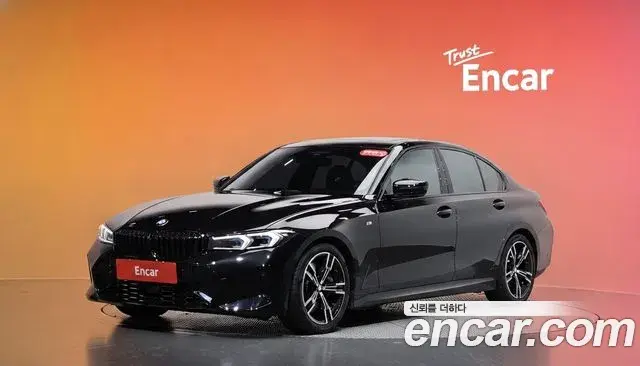 BMW 3-Series 320i M Sport 2025
