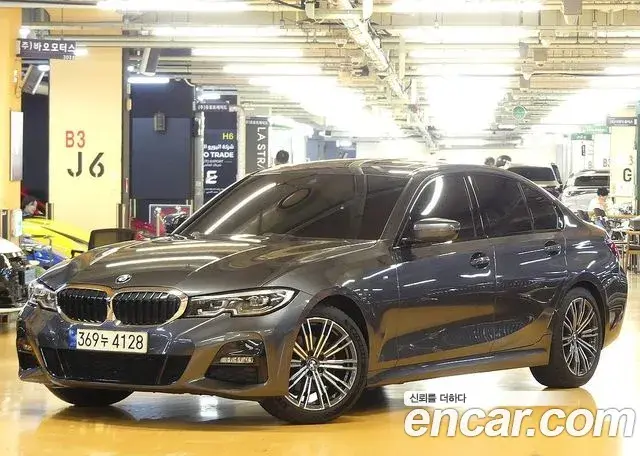 BMW 3-Series 320i M Sport 2021