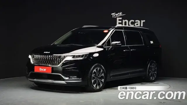 Kia Carnival Gasoline 9-Seater Signature 2023