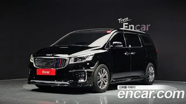 Kia Carnival 9-Seater Prstige 2019