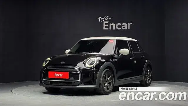Mini Cooper 5Door Classic Third Generation 2022