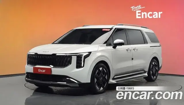 Kia Carnival Gasoline 7-Seater Signature 2025