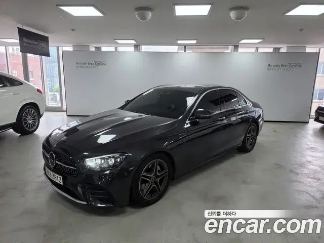 Mercedes-Benz E-Class E250 AMG Line 2022