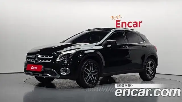 Mercedes-Benz GLA-Class GLA220 Premium 2019