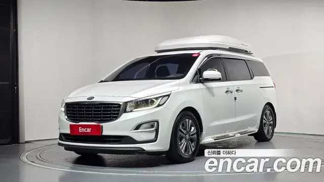 Kia Carnival 11-Seater Prestige 2019