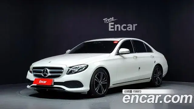 Mercedes-Benz E-Class E300 Avantgarde 2020