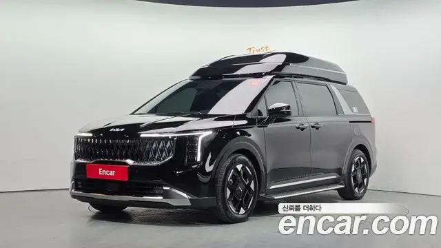 Kia Carnival Gasoline 7-Seater Hi Limousine Signature 2025