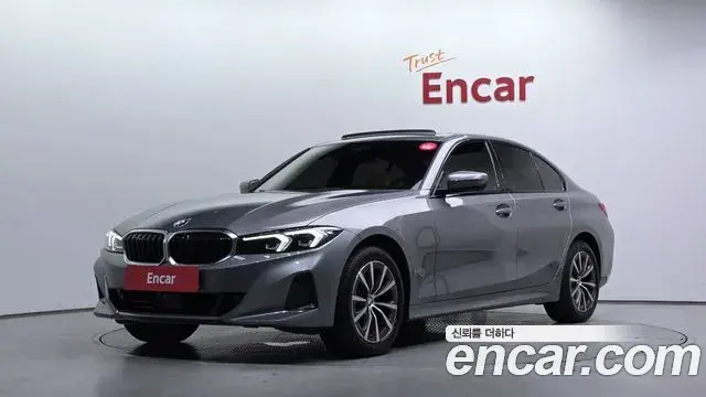 BMW 3-Series 320i 2024