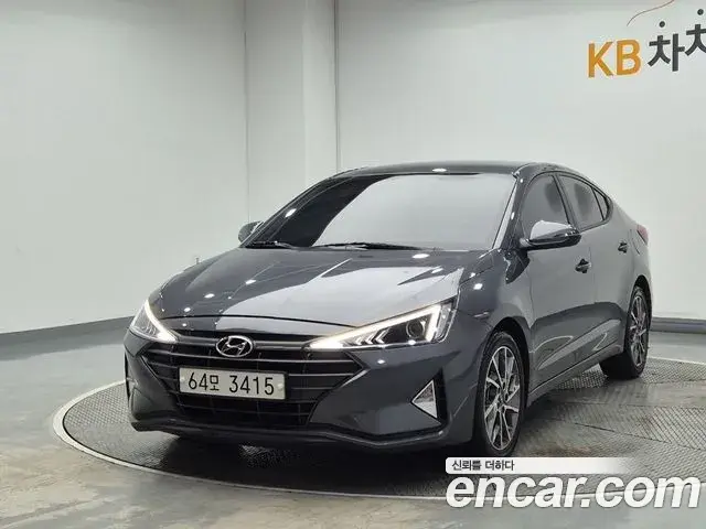 Hyundai AVANTE 1.6 Style 2019