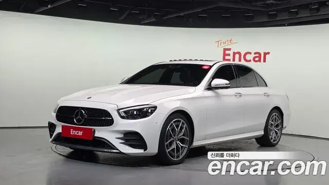 Mercedes-Benz E-Class E220d 4MATIC AMG Line 2021