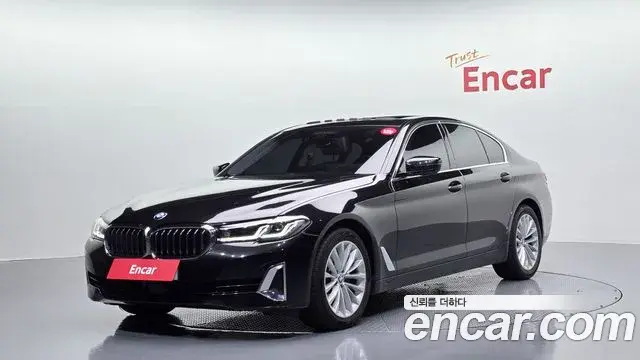 BMW 5-Series 523d xDrive Luxury 2023