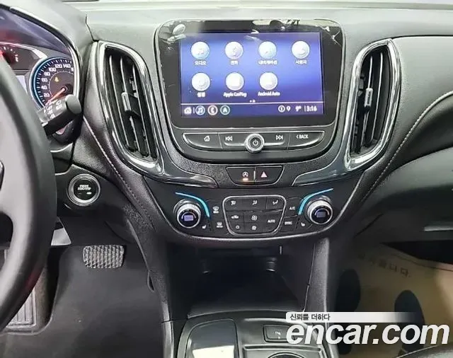 Chevrolet Equinox 2WD RS 2022 — фото 10