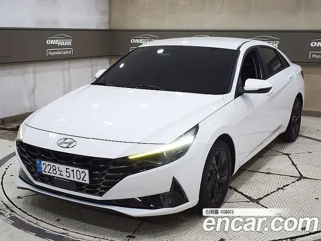 Hyundai AVANTE Smart 2023