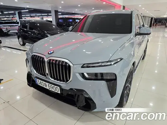 BMW X7 xDrive 40i M Sport 6STR 2025