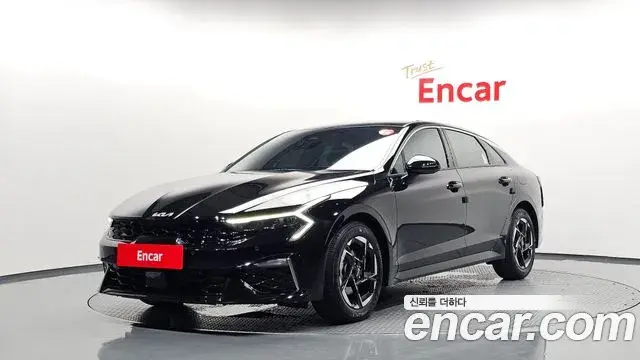 Kia K5 2.0 Prestige 2025