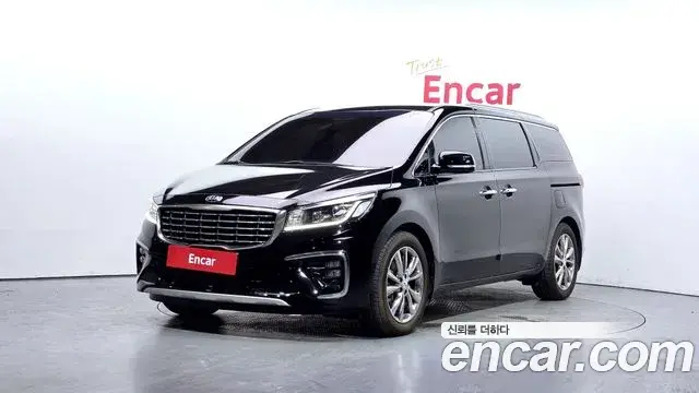Kia Carnival 9-Seater Noblesse 2019