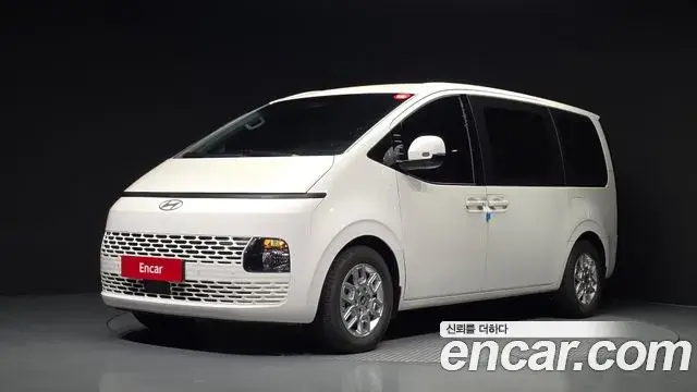 Hyundai Staria Tourer 9-Seater Modern 2024