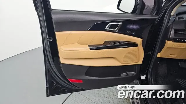 Kia Carnival Diesel 9-Seater Signature 2020 — фото 23