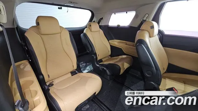 Kia Carnival Diesel 9-Seater Signature 2020 — фото 18