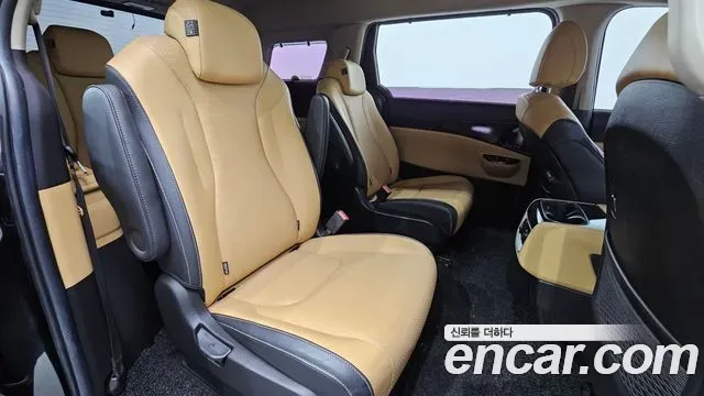Kia Carnival Diesel 9-Seater Signature 2020 — фото 17