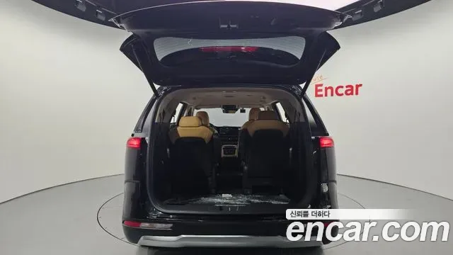 Kia Carnival Diesel 9-Seater Signature 2020 — фото 19