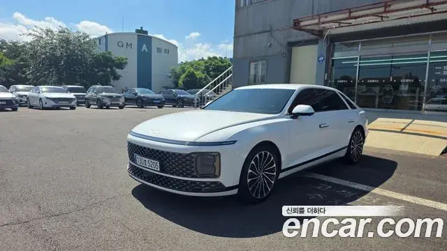 Hyundai Grandeur Calligraphy 2023