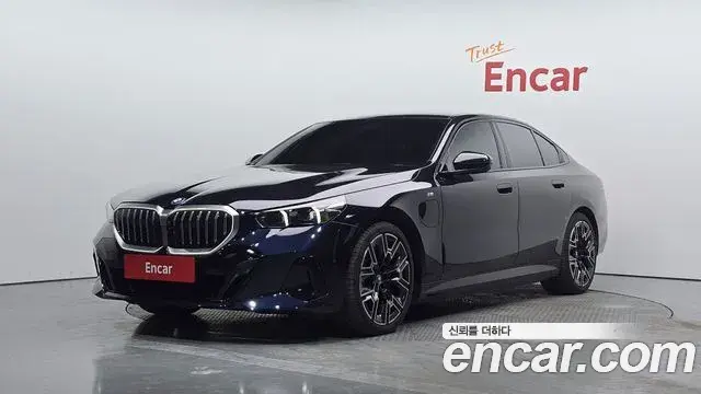 BMW 5-Series 530e M Sport 2025