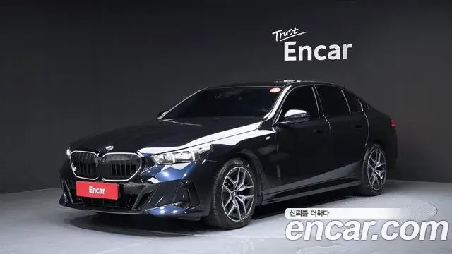 BMW 5-Series 520i M Sport 2024