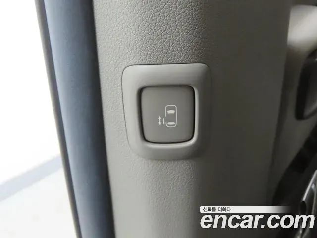 Kia Carnival 9-Seater Luxury 2019 — фото 15