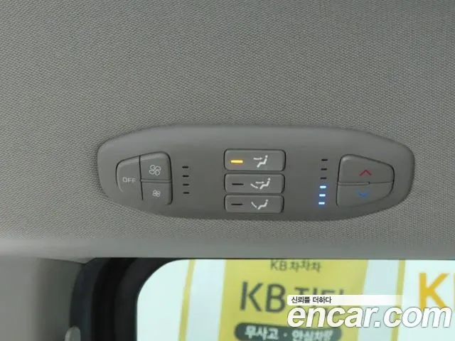 Kia Carnival 9-Seater Luxury 2019 — фото 17
