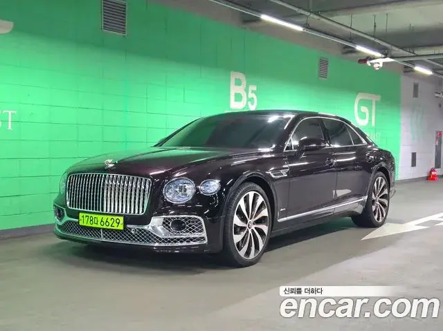 Bentley Flying Spur 4.0 Azure 2024