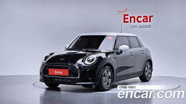 Mini Cooper 5Door Classic Third Generation 2023