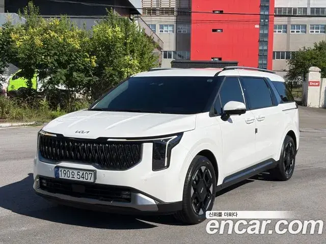 Kia Carnival HEV 9seater Nobless 2024