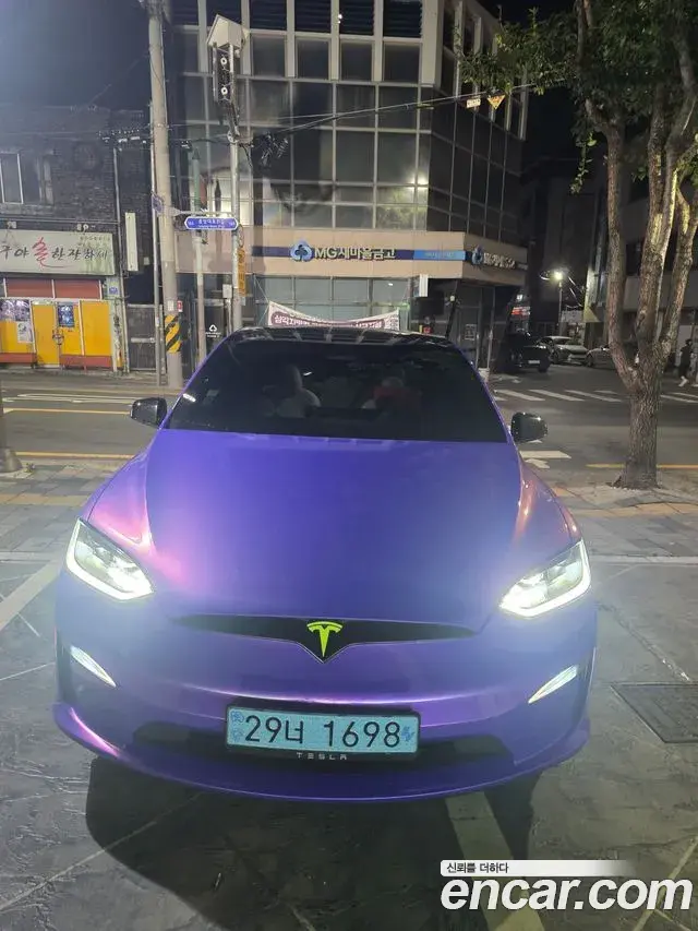 Tesla Model X Long Range 2024