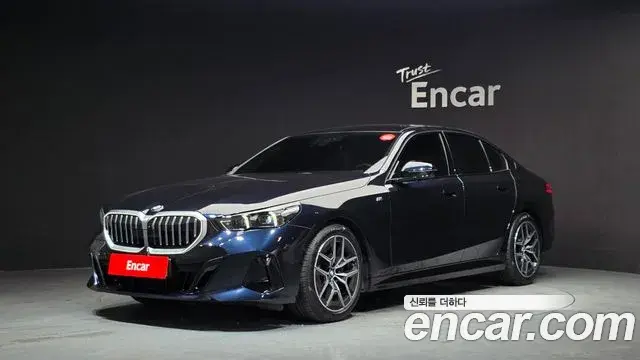 BMW 5-Series 520i M Sport 2025