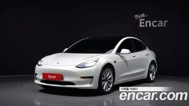 Tesla Model 3 Standard Range Plue RWD 2020