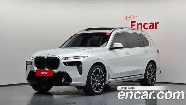 BMW X7 xDrive 40i M Sport 6STR 2025