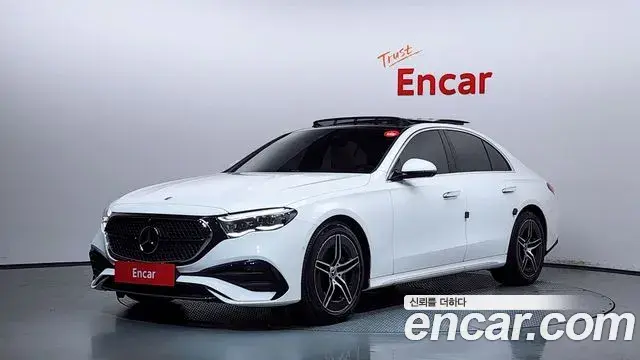 Mercedes-Benz E-Class E300 4MATIC AMG Line 2025