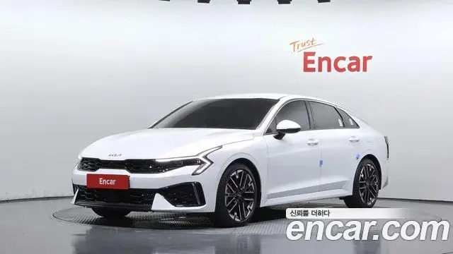 Kia K5 1.6 Turbo Signature 2023