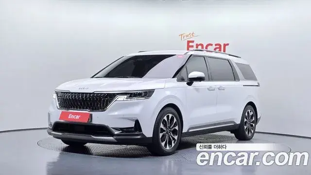 Kia Carnival Gasoline 9-Seater Signature 2023