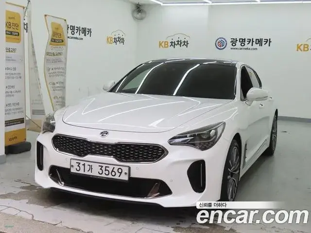 Kia Stinger 2.0 Turbo 2WD Platinum 2019