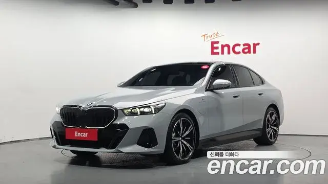 BMW 5-Series 530e M Sport 2025