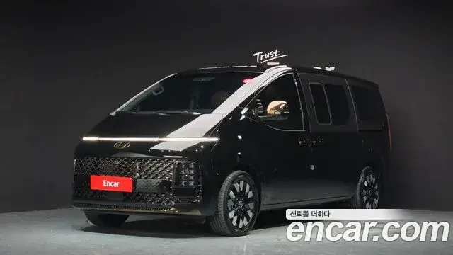 Hyundai Staria HEV 1.6 Lounge 7-Seater Inspiration 2024