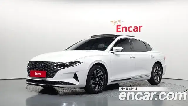 Hyundai Grandeur Le Blanc 2022
