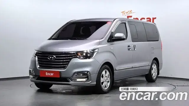 Hyundai Starex Wagon 12-Seater Smart 2019