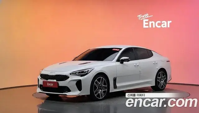 Kia Stinger 3.3 GT AWD 2022