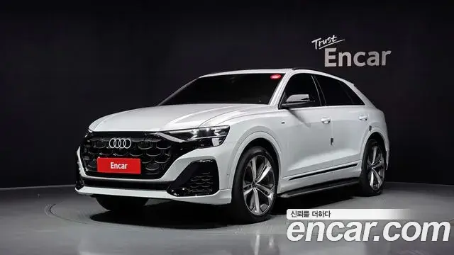 Audi Q8 55 TFSI Quattro Premium 2025