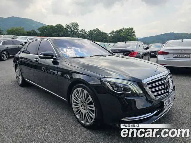 Mercedes-Benz S-Class S560L 4MATIC 2019