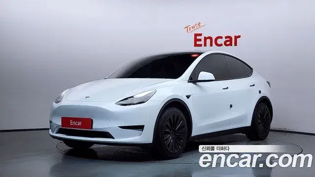 Tesla Model Y RWD 2023